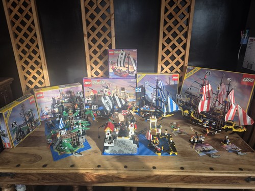Huge lego pirate collection - lego,