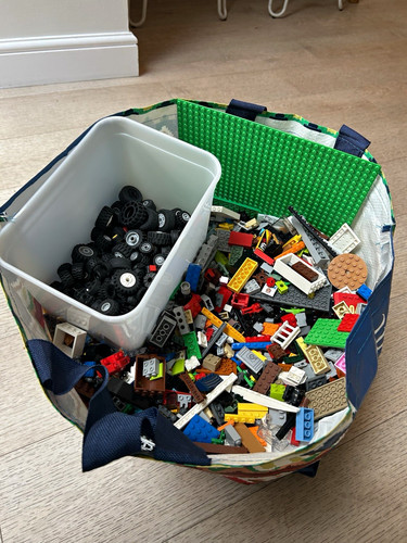 Genuine huge lego 5kg mixed - genuine,
